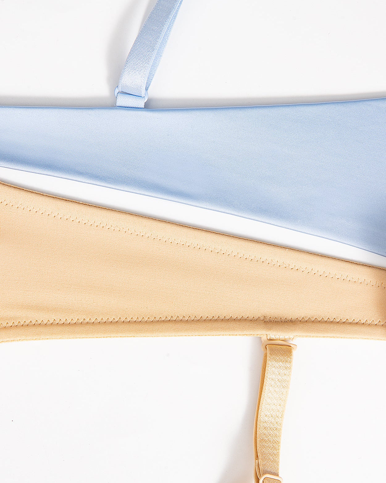 Lightly Padded Plunge Everyday Basic Underwire Bra - WingsLove