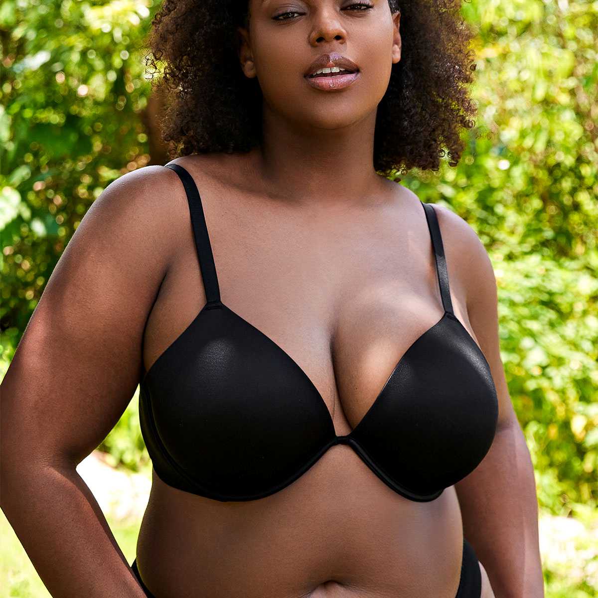 Deep V Padded Push Up Bra with Underwire, Black Wingslove
