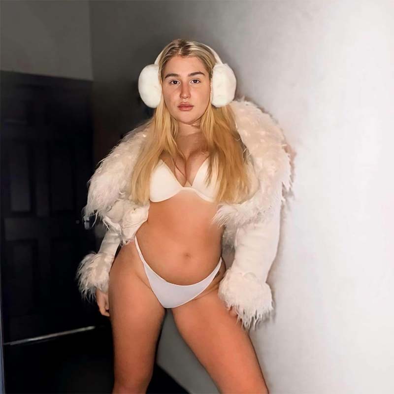 wingslove Deep V Padded Push Up Bra with Underwire, White