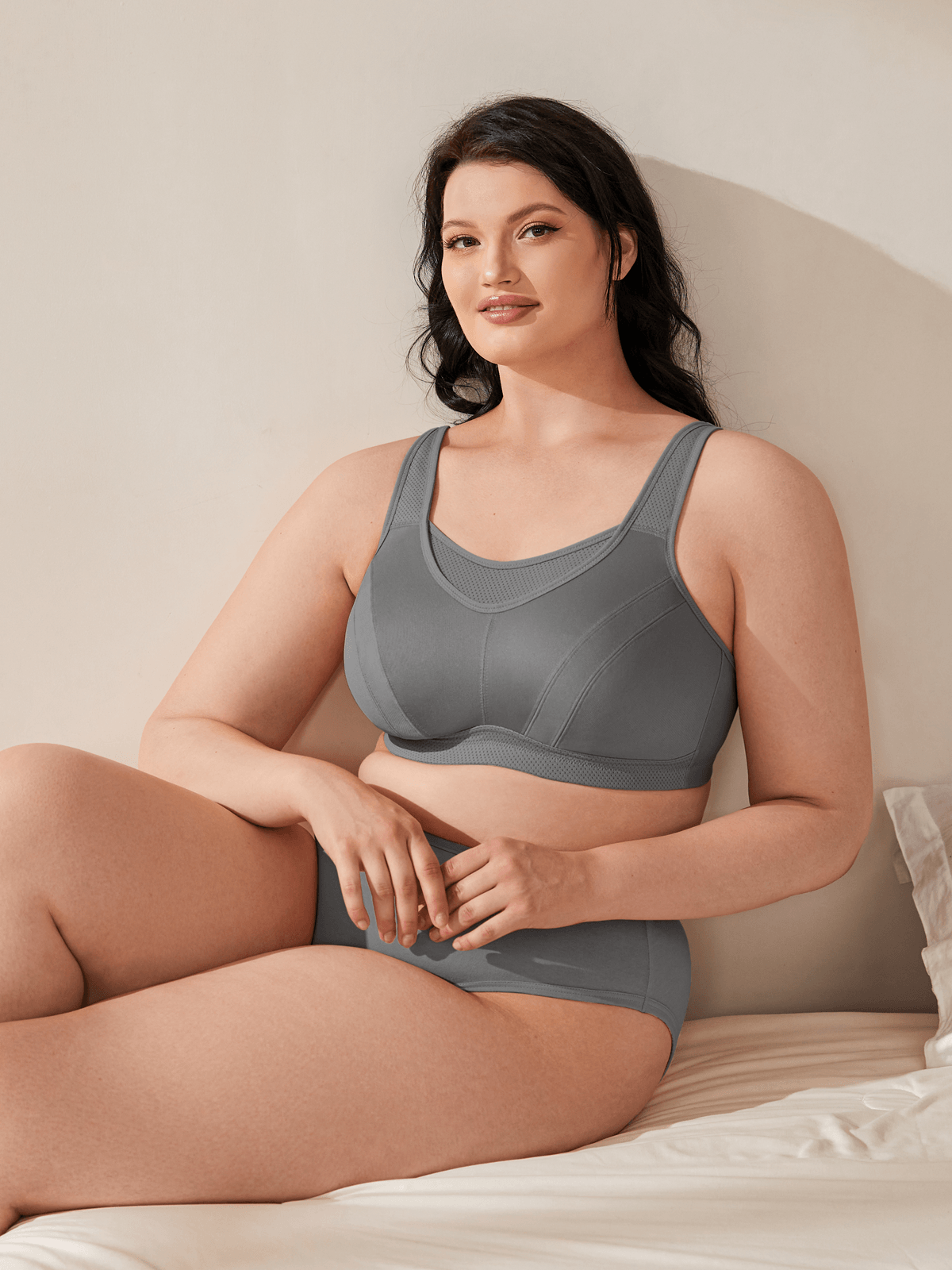 Premium Photo  Unrecognizable plussize woman in grey sports bra and  leggings showing excess naked belly measuring waist with tape